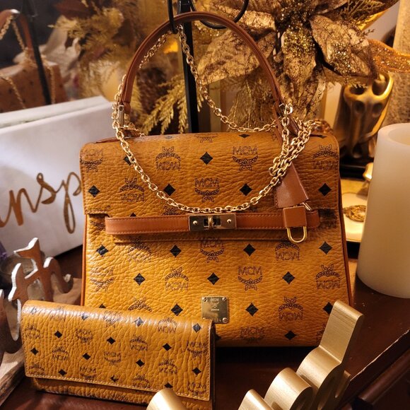 Authentic rare MCM - Picture 1 of 16